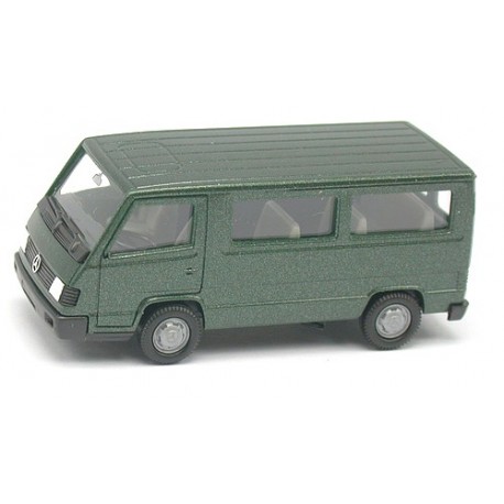 MB 100 D minibus relifté vert métallisé