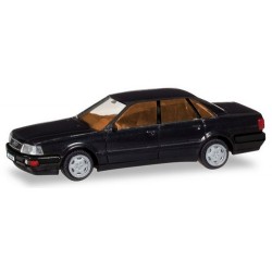 Audi V8 berlien 1988 noire avec plaques d'immatriculation