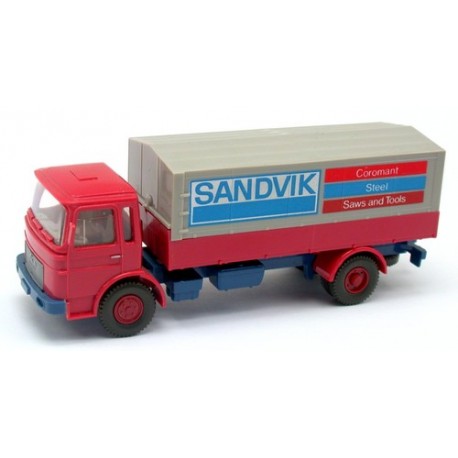 MAN F8 camion bâché "Sandvik" (cabine courte)