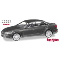 Audi A4 (B9 - 2015) berline gris Daytona métallisé