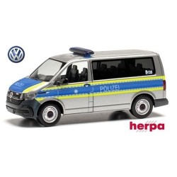 VW T 6.1 facelift minibus "Polizei München“