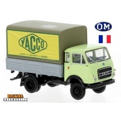 OM Lupetto (Unic) camion bâché "Yacco Huile des records du monde" (France)