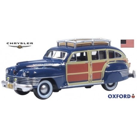 Chrysler Town & Country Woody Wagon 1942 bleu foncé