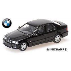 BMW M3 berline 4 portes (Type E36 - 1994) noire