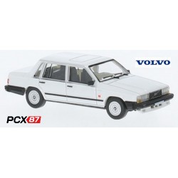 Volvo 740 berline (1984) blanche- Gamme PCX87