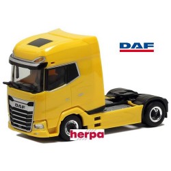 Daf XG Tracteur solo caréné jaune (nouveau modèle)