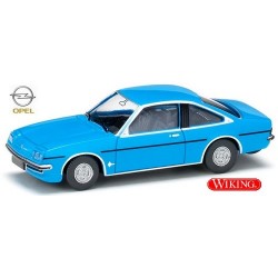 Opel Manta B coupé (1975) bleu clair