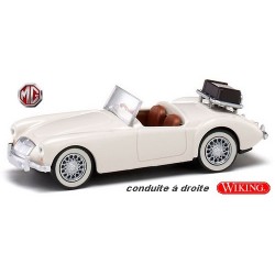 MG A roadster (1955) blanc perle avec galerie et bagages