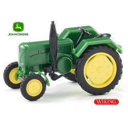 Tracteur agricole  John Deere 2016 vert (1958)