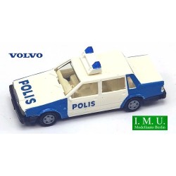 Volvo 740 berline "Polis" (Suède)