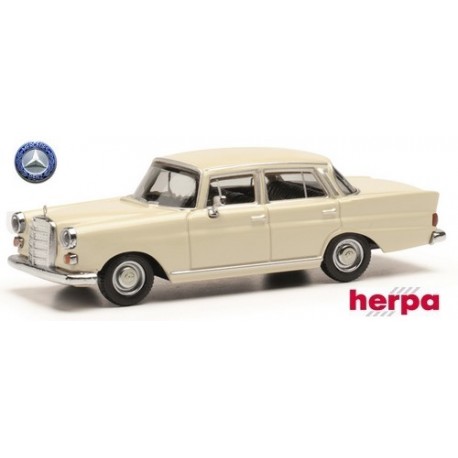 MB 200 (W108 - 1965) berline 4 portes "Heckflosse" crème