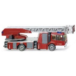 MB Econic camion échelle pompiers Metz DL 32